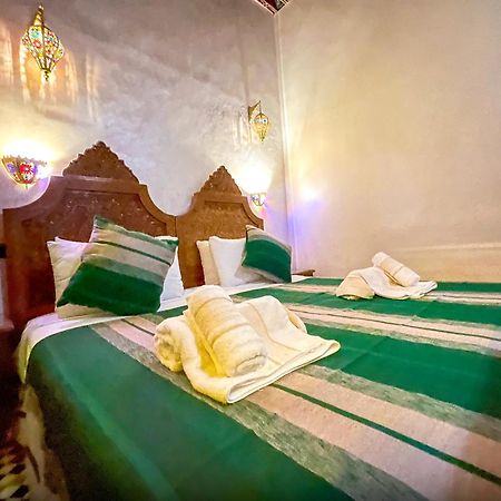 Riad Dar El Ouedghiri Fez Buitenkant foto