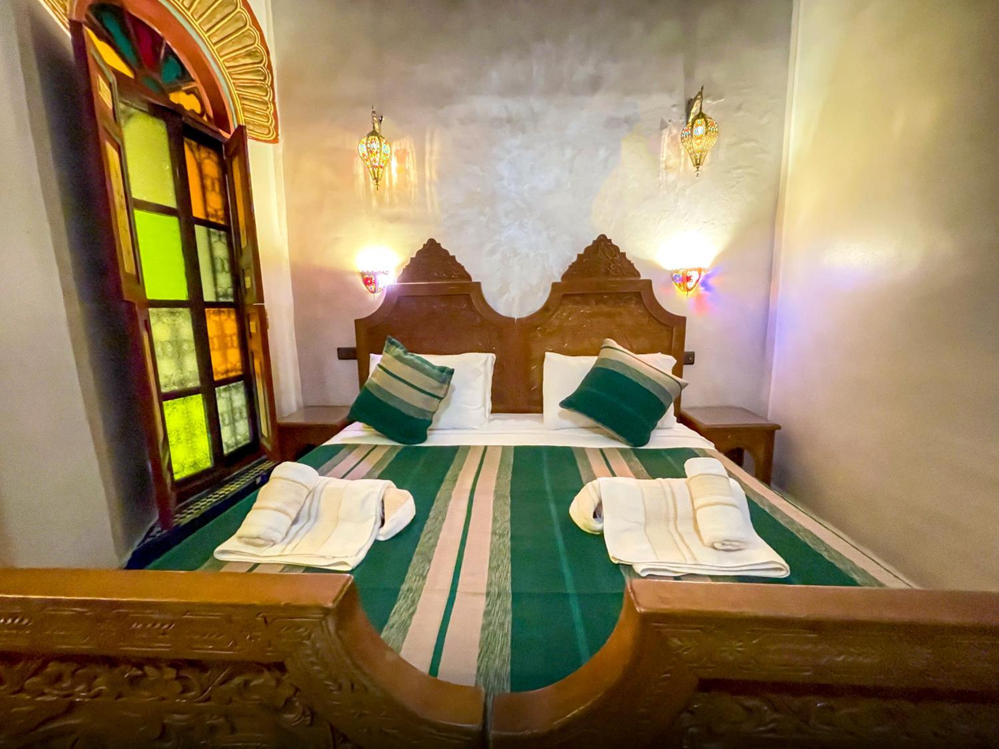 Riad Dar El Ouedghiri Fez Buitenkant foto
