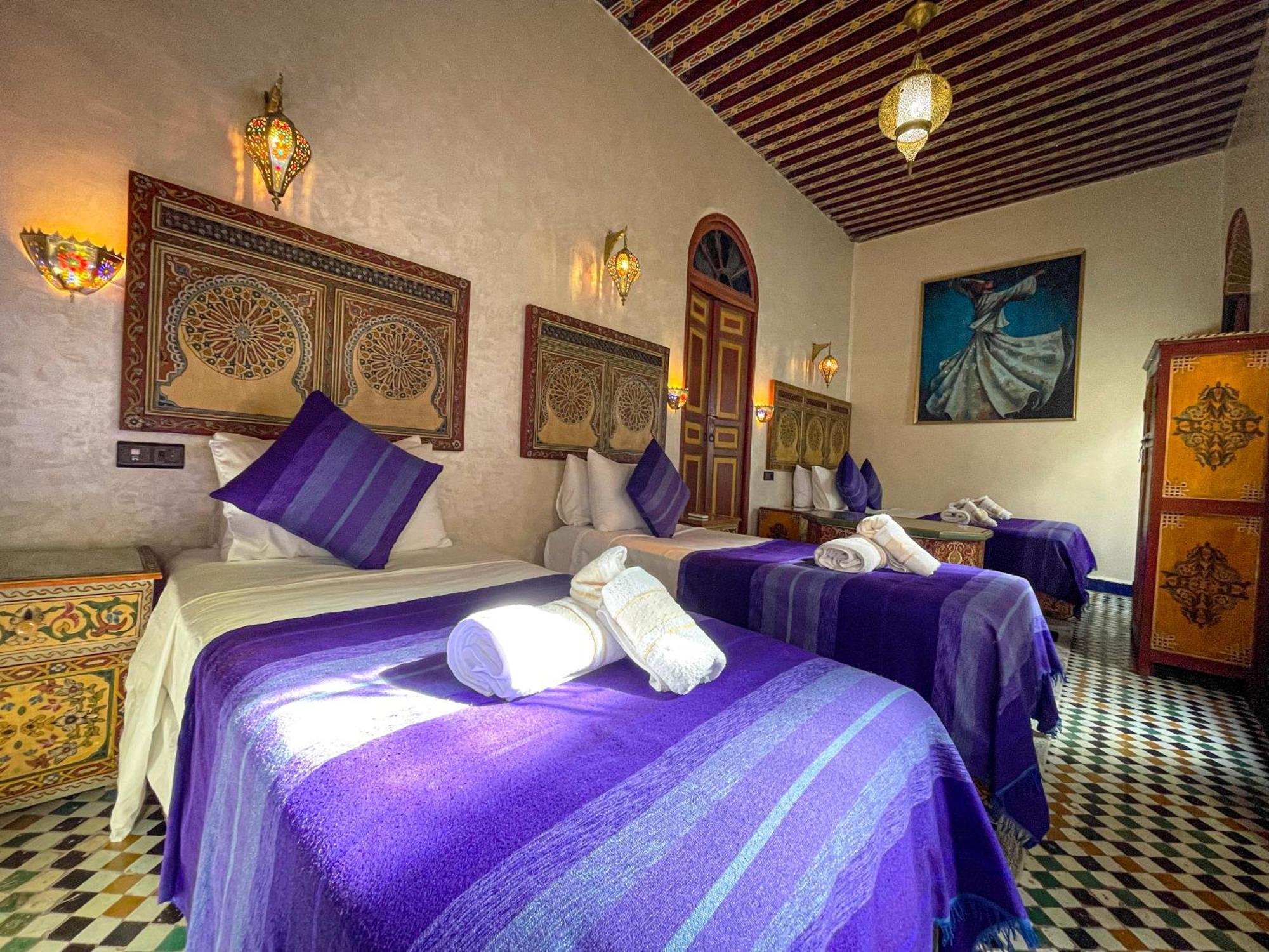 Riad Dar El Ouedghiri Fez Buitenkant foto