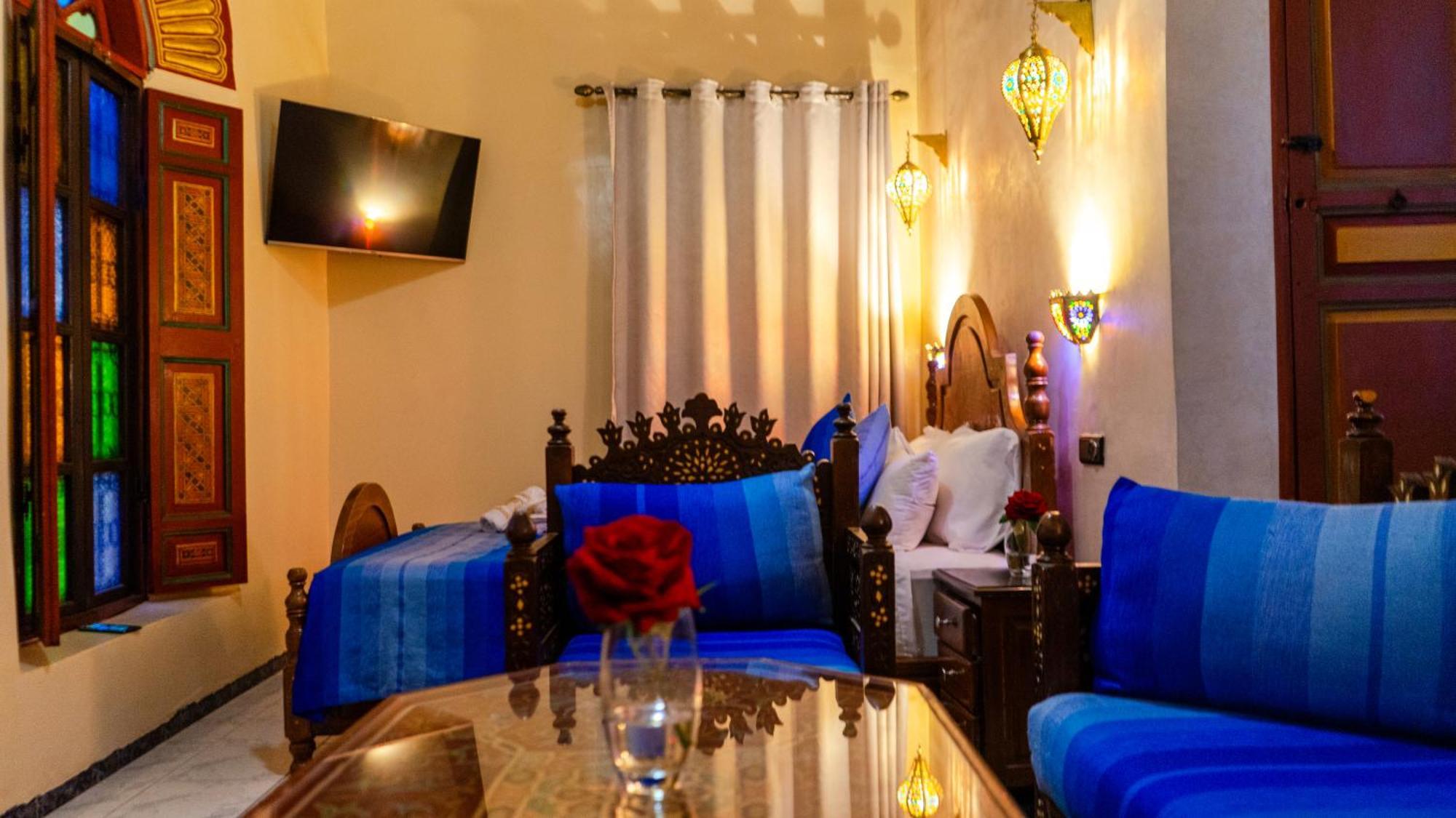 Riad Dar El Ouedghiri Fez Buitenkant foto