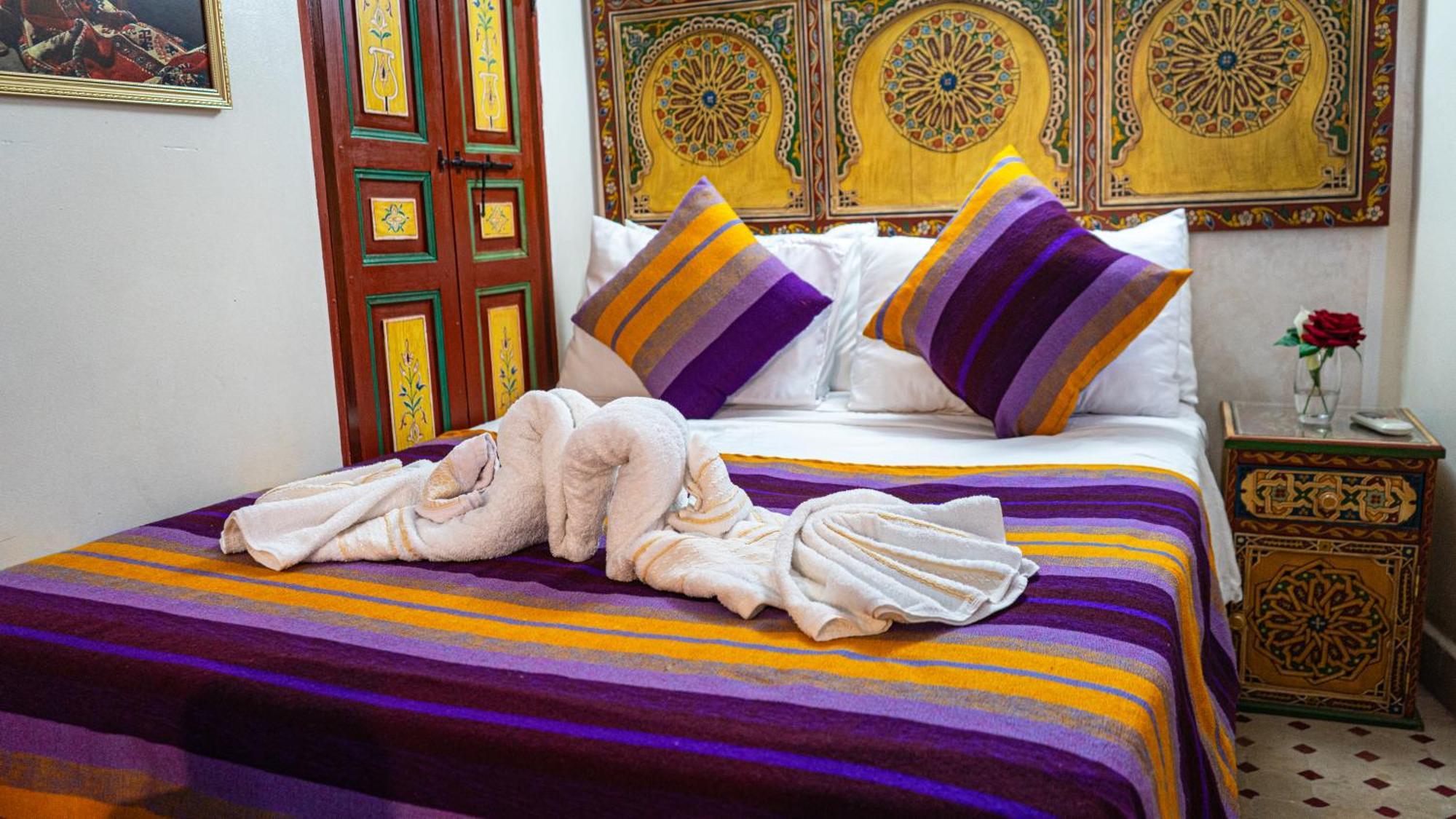 Riad Dar El Ouedghiri Fez Buitenkant foto